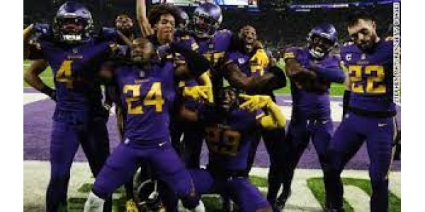 Les Vikings du Minnesota ont battu les Steelers de Pittsburgh 36-28